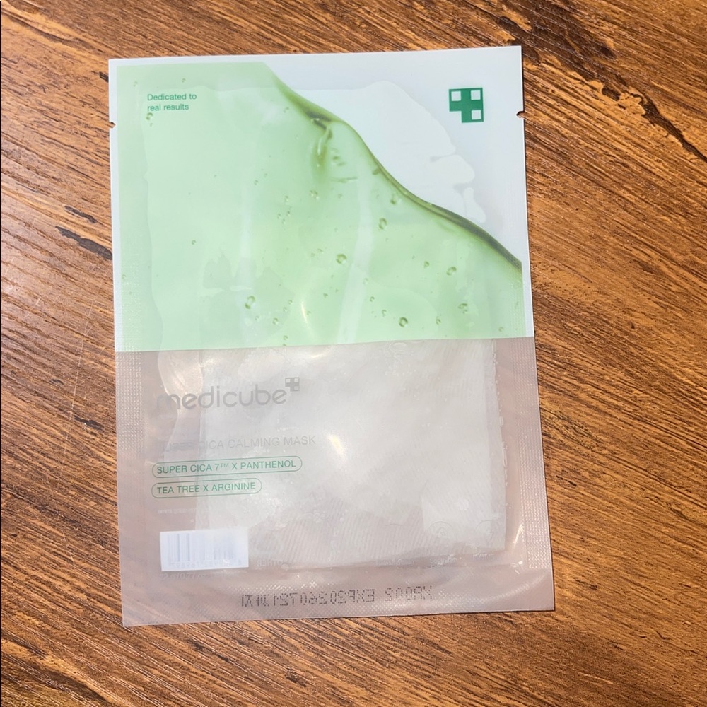Medicube Green Face Mask
